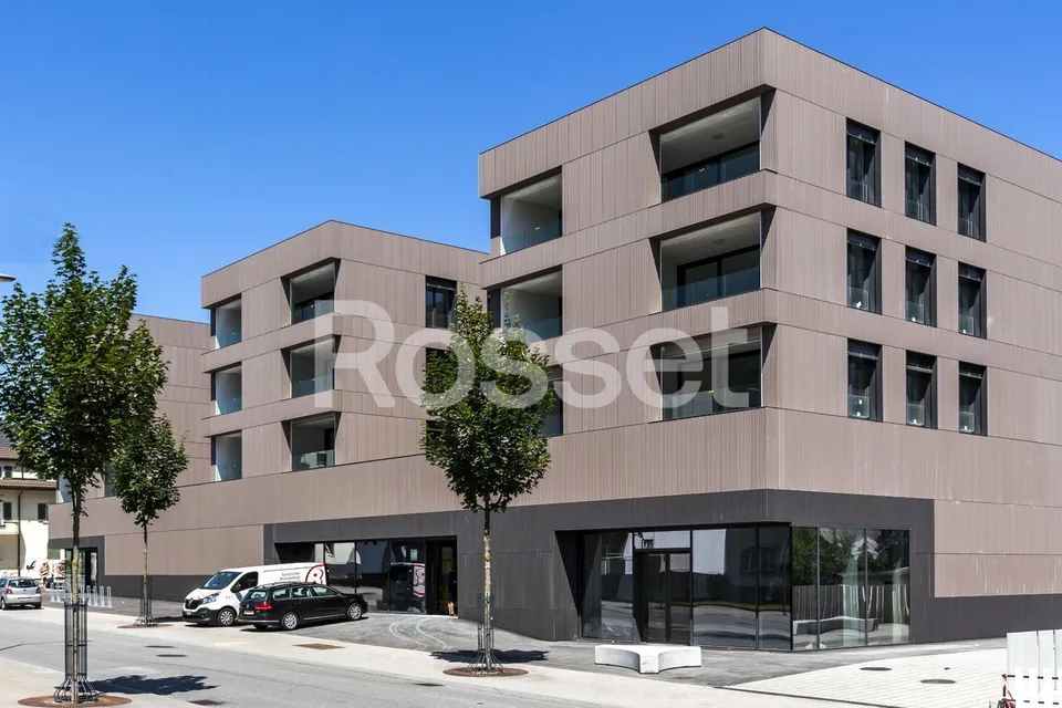 Surfaces commerciales neuves d'env. 116 m2