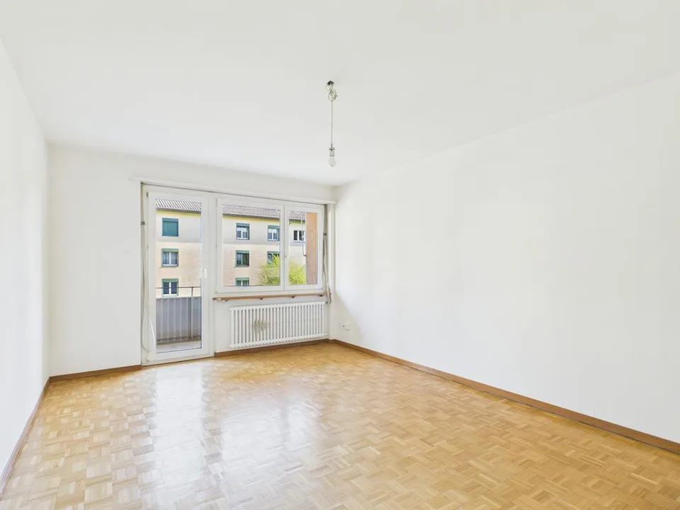 Charmant appartement 2 pièces avec balcon à Zürich-Witikon – photo 7 sur 9