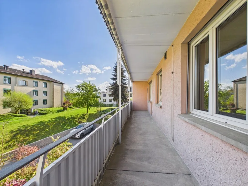 Charmant appartement 2 pièces avec balcon à Zürich-Witikon – photo 9 sur 9
