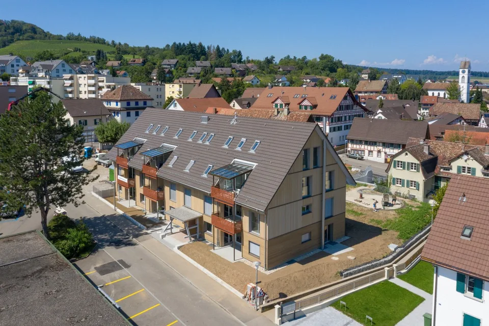 Aussenparkplatz an zentraler Lage in Dielsdorf zu vermieten