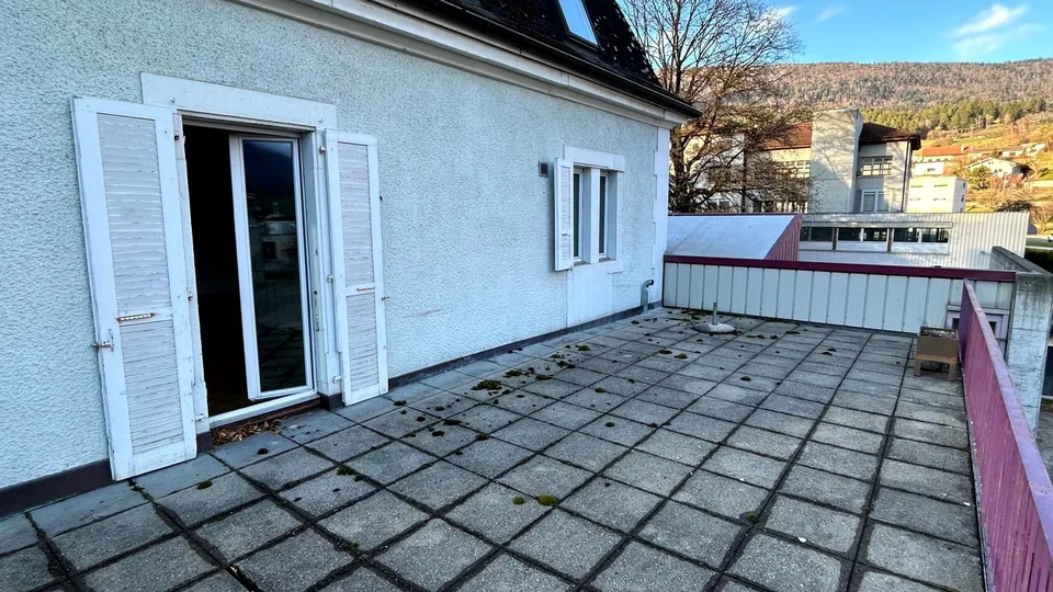 Incantevole appartamento di 3 locali con terrazza a Malleray