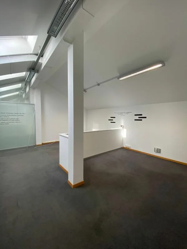 Büro im Dachgeschoss im Zentrum von Lugano