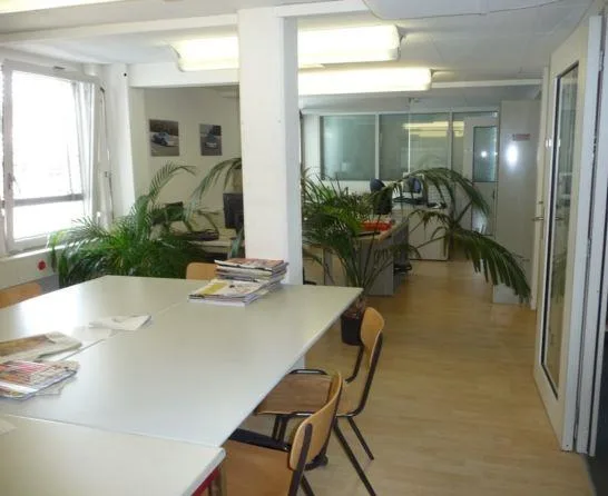 Business Center Lyss - Workshop with Office Space – photo 9 of 11