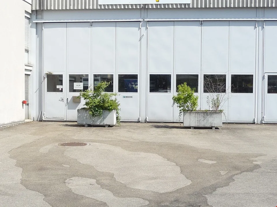 Business Center Lyss - Werkstatt- mit Bürofläche