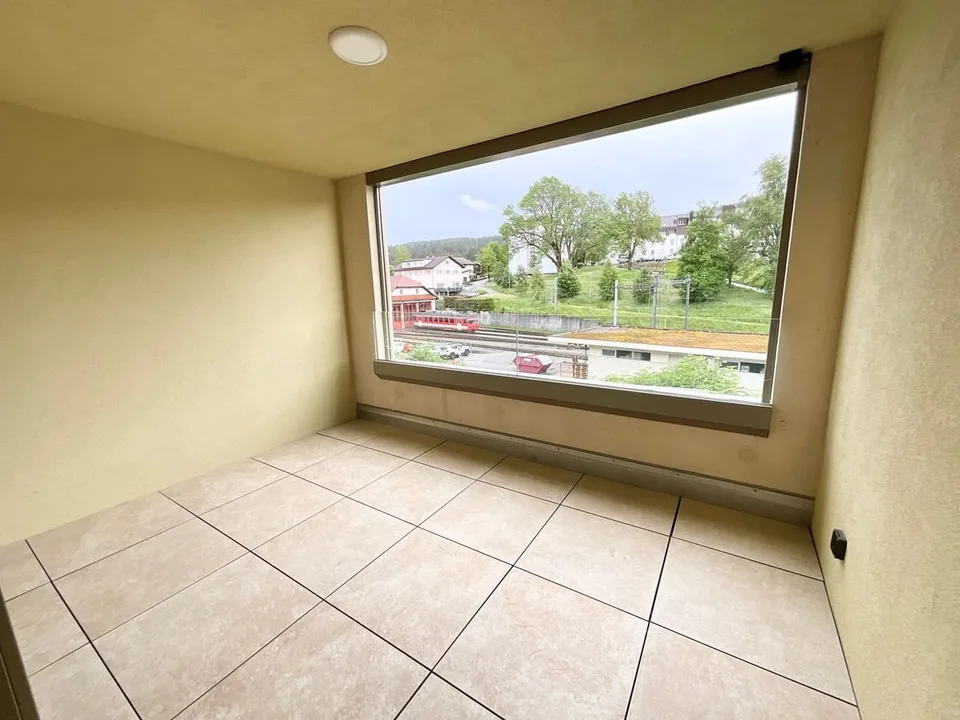 Neue 2.5-Zimmer-Wohnungen mit Loggia - Moderner Komfort, Nachhaltigkeit und Lebensqualität im Herzen des Dorfes