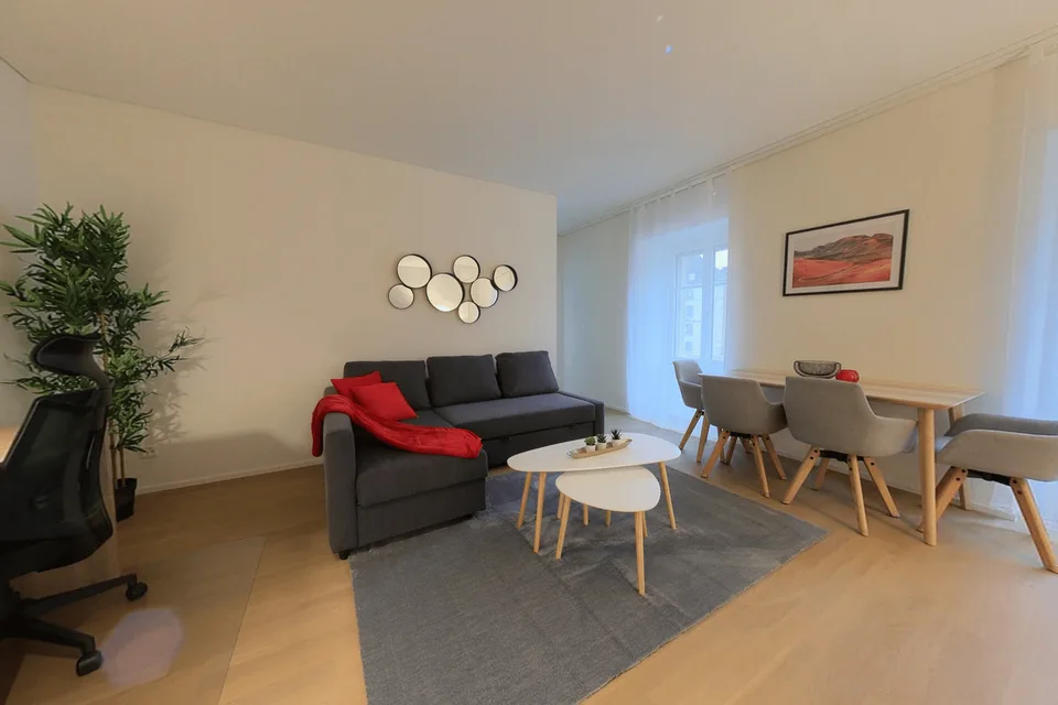 Lovely 1 bed furnished apartment in the city center with utilities included
