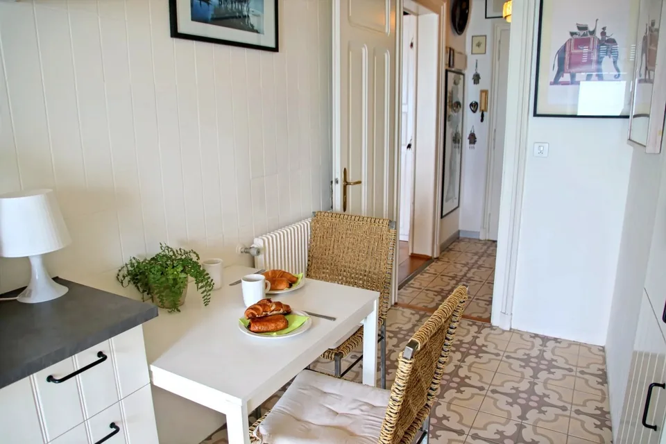 Wohnung mit Seeblick und Möbeln in erster Reihe mit spektakulärer Aussicht – Foto 7 von 10