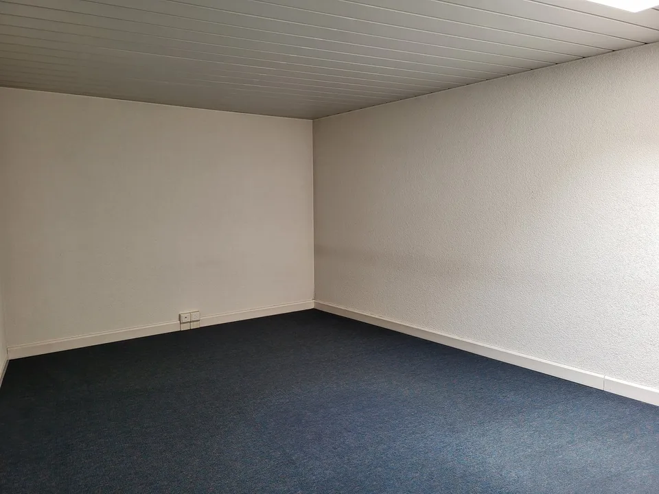 Grosszügige Büroräume an ruhiger Lage – Foto 9 von 11