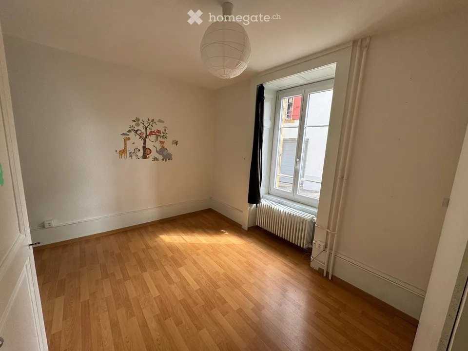 5.5pcs quartier de la gare, Neuchâtel