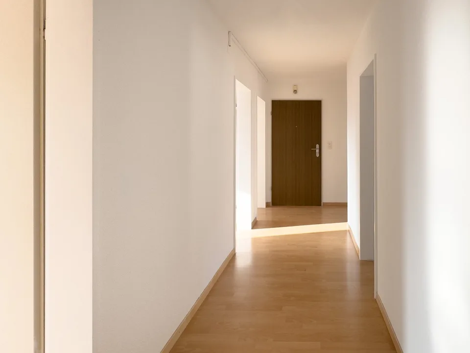 Appartement lumineux et moderne avec vue sur la verdure, idéal pour les personnes qui apprécient la paix et le confort