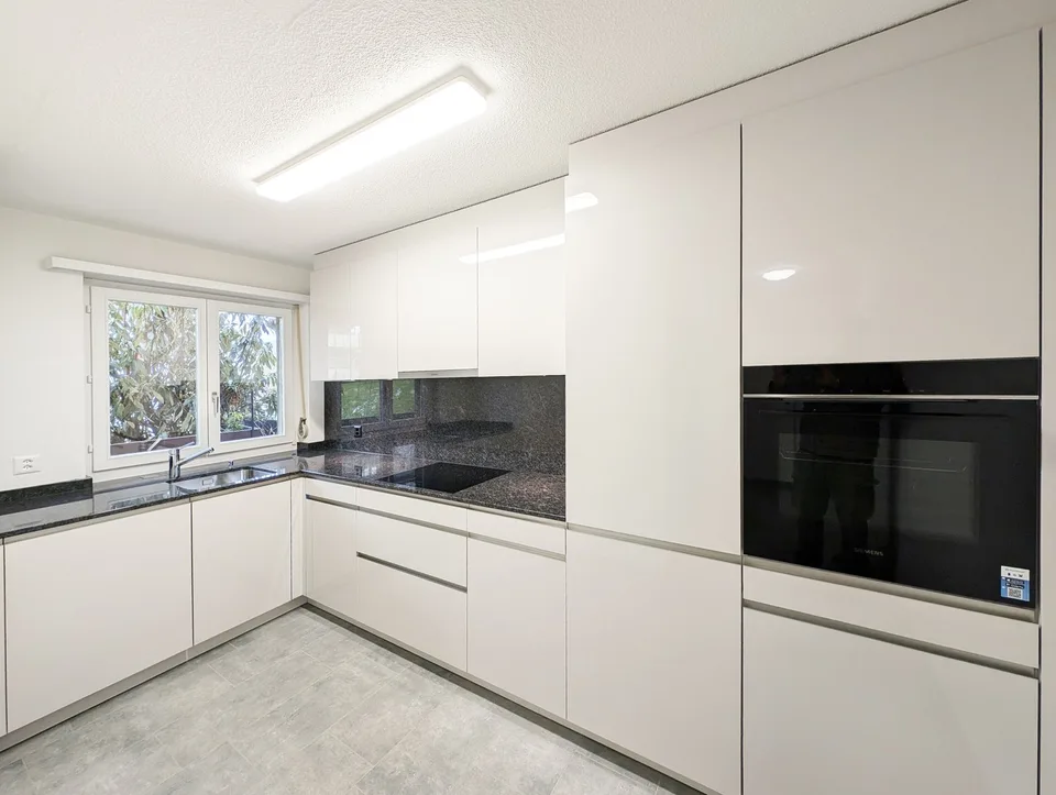 Umgebaute und sanierte 3.5 Zi. EG - Wohnung in Uster zu vermieten