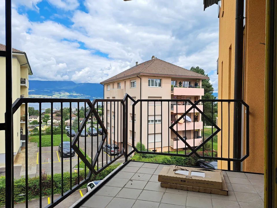 ROSIÈRE 2, Appartement de 3.5 pièces avec deux salles d'eau