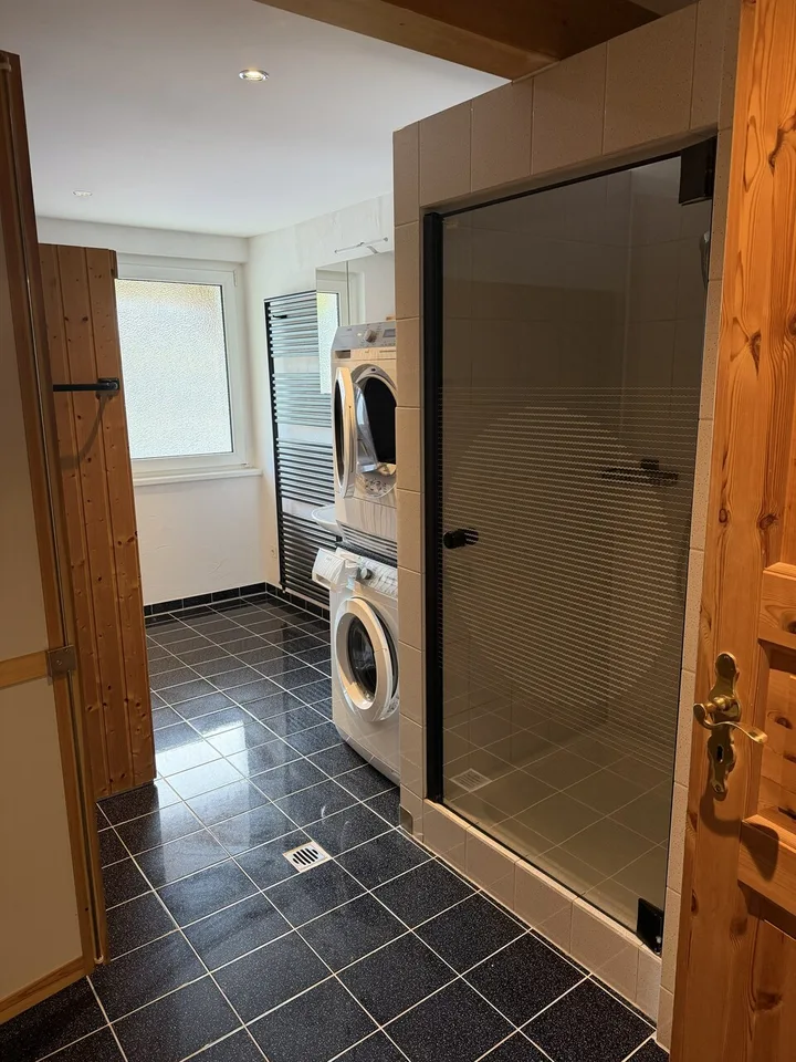 Ampio appartamento di 215 m² con sauna, galleria e grande terrazza – foto 7 di 13