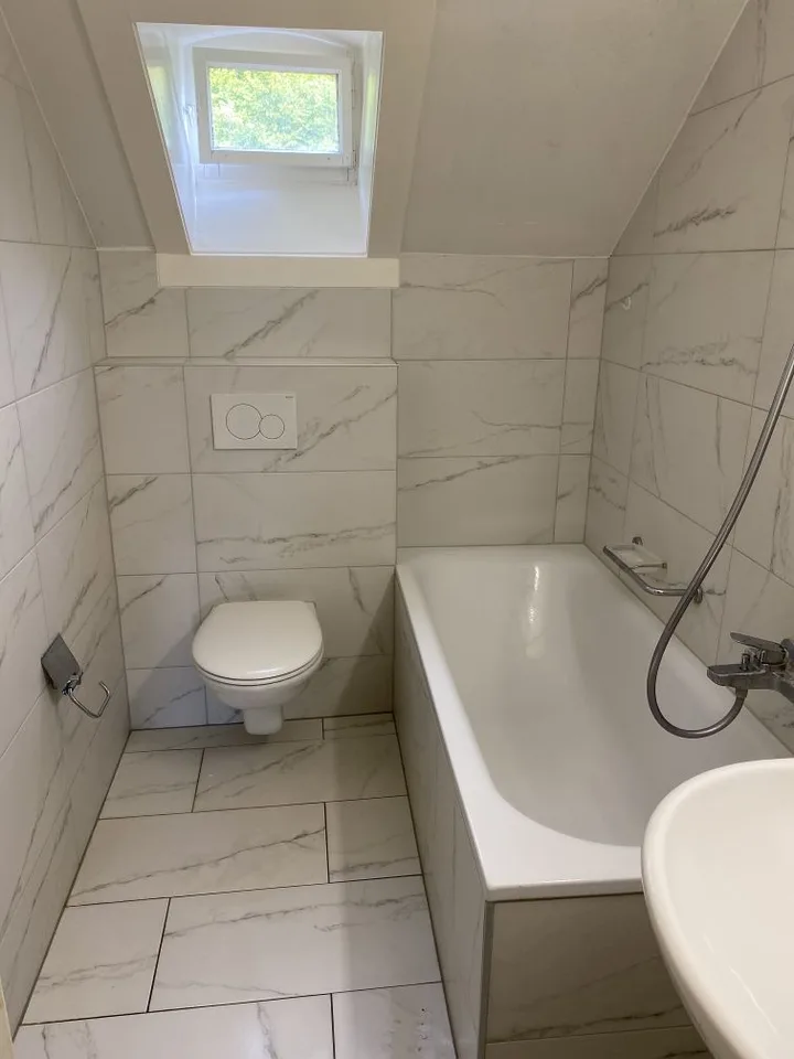 Charmant appartement 2 pièces avec vue sur la ville au Locle