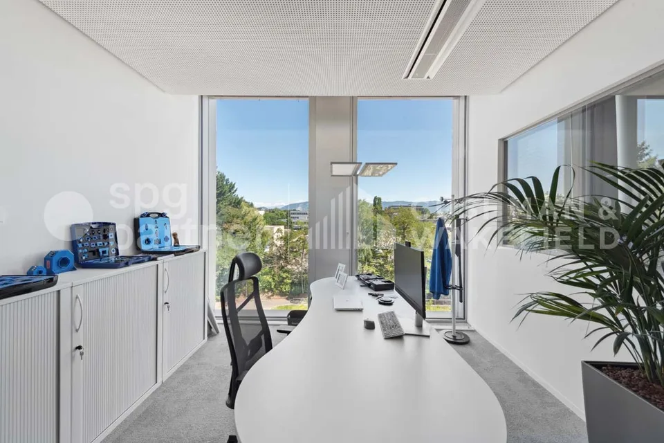 Nant-d'Avril 152 - High-Tech Workshops and Modern Offices in Meyrin – photo 9 of 13