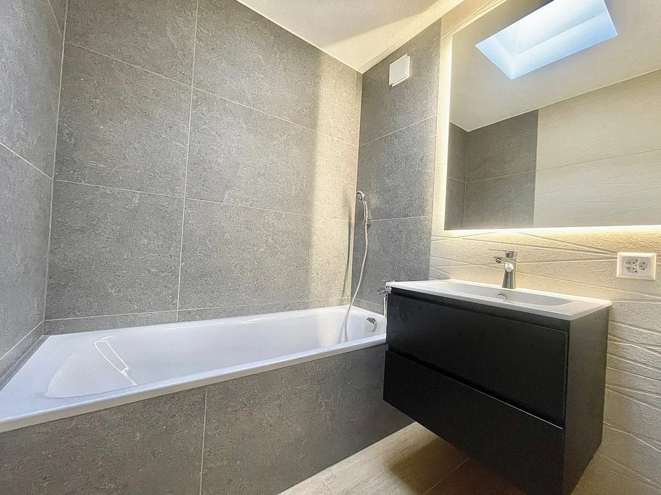 Ristrutturato: Appartamento moderno di 4,5 locali al piano terra