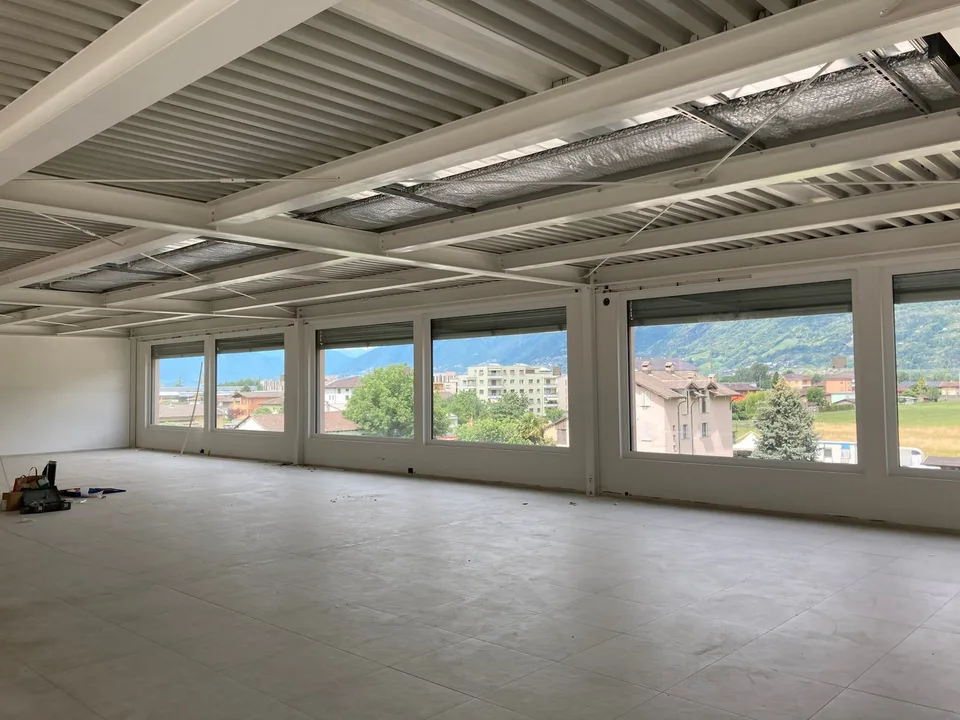 Ultimo spazio commerciale in affitto a S. Antonino – photo 7 sur 17