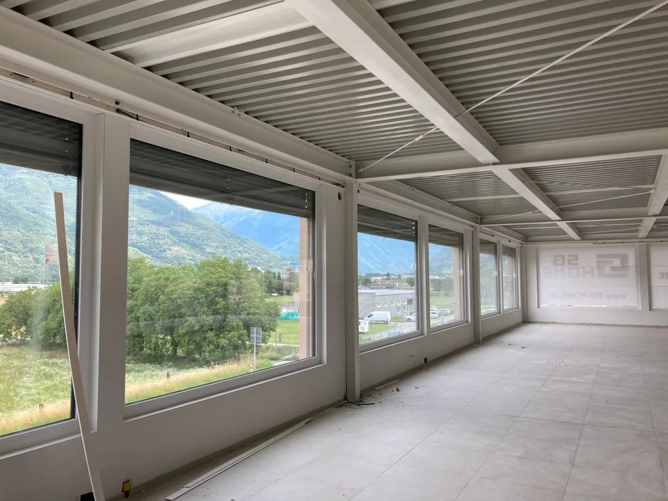 Ultimo spazio commerciale in affitto a S. Antonino
