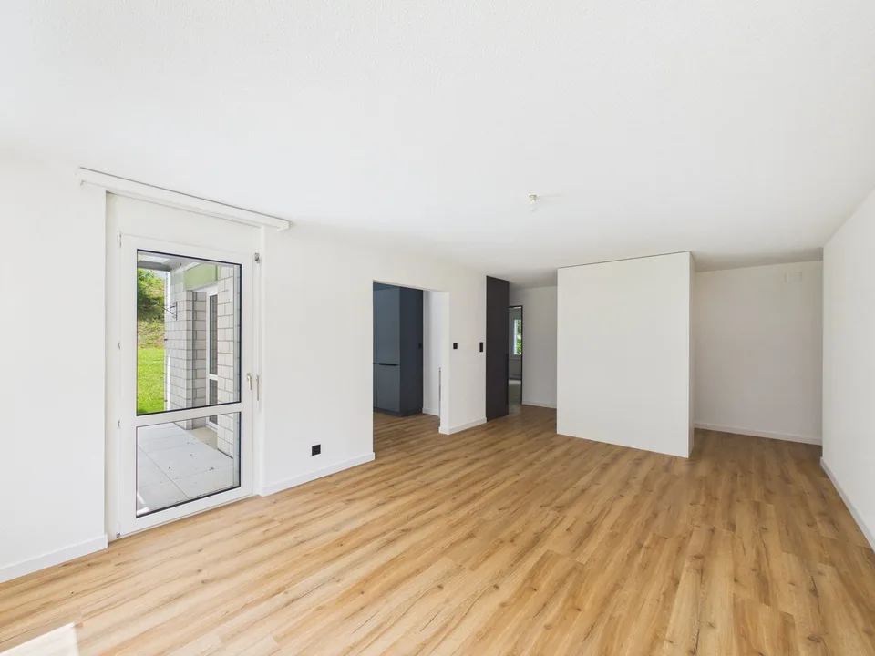 Bell'appartamento di 3.5 locali ristrutturato con terrazza e giardino nel cuore di Glovelier