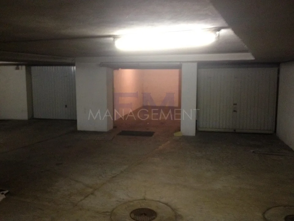 Avenue Krieg 19-21, Box au 1er sous-sol