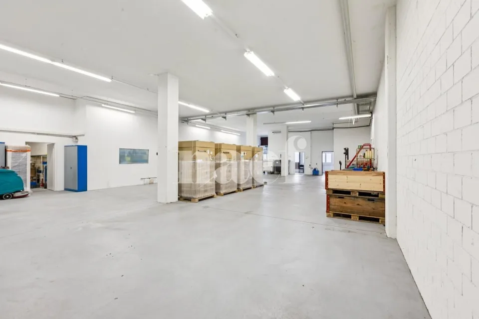 Nuova superficie commerciale disponibile di 380 m2