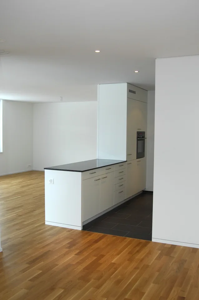Moderne 3.5-Zimmer-Wohnung mit Balkon in Unterentfelden