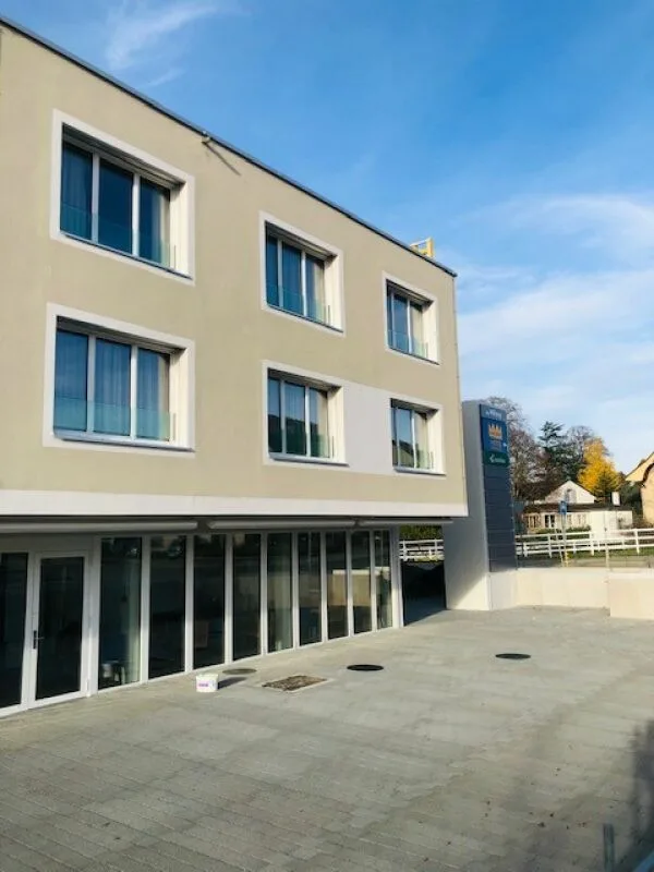 Architekturbüro /Geschäftsflächen im Gewerbezentrum Au Milavy  54m2