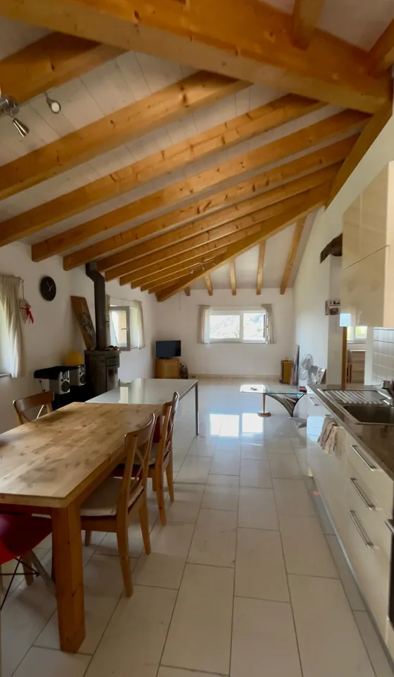 AROGNO – POSSIBILE CASA DI VACANZA, MANSARDA IN CASA D’EPOCA RISTRUTTURATA  IT/DE