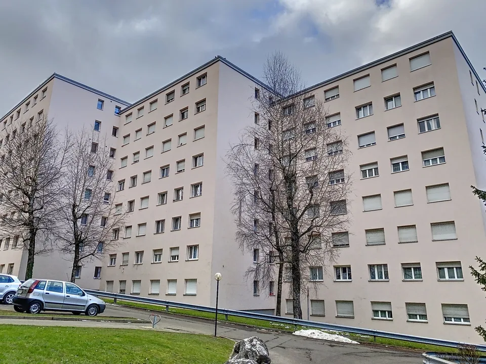 Bello appartamento di 4 locali con magnifica vista libera