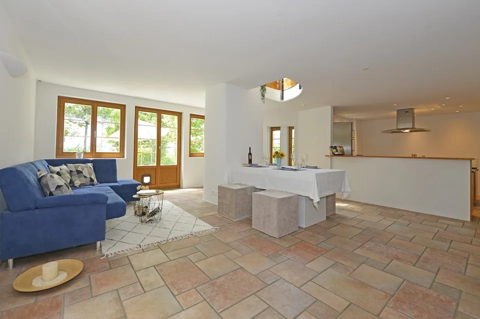 Appartamento a maisonnette di 4,5 locali con giardino
