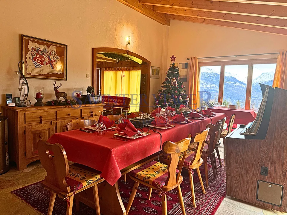 Savièse, Chalet rustique avec une magnifique vue - Viager occupé