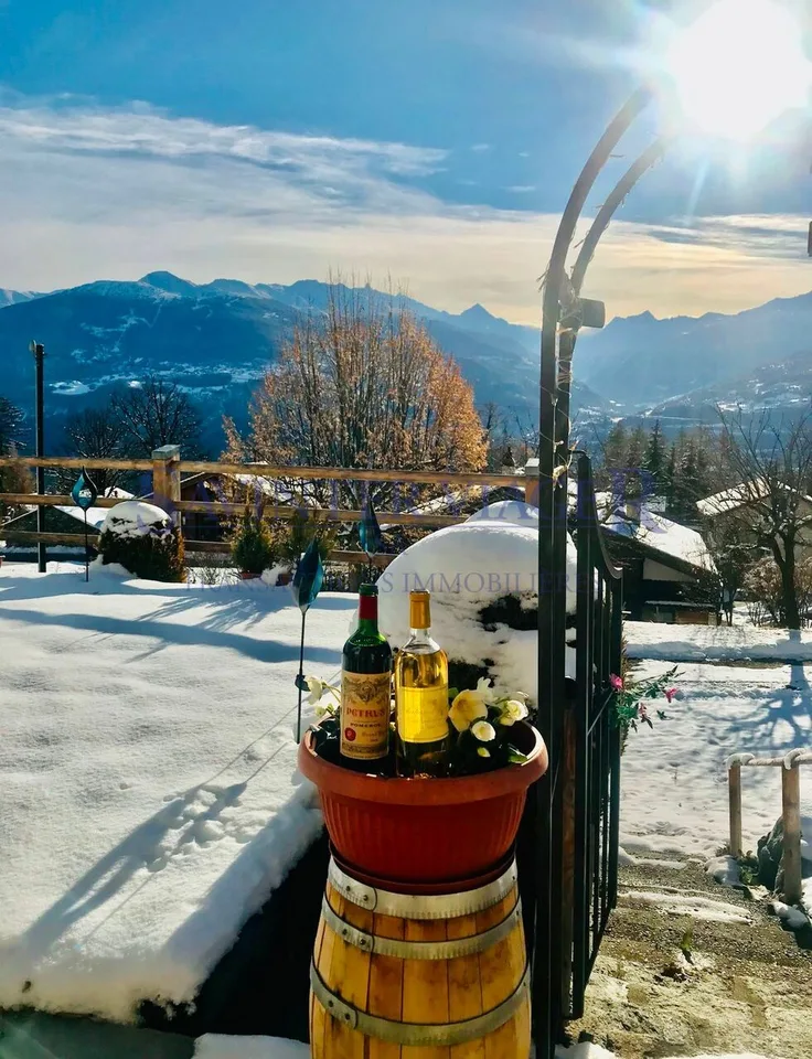 Savièse, Chalet rustique avec une magnifique vue - Viager occupé