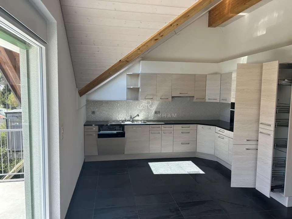 Schönes Appartement hocher Stand - Dachgeschoß-Duplex
