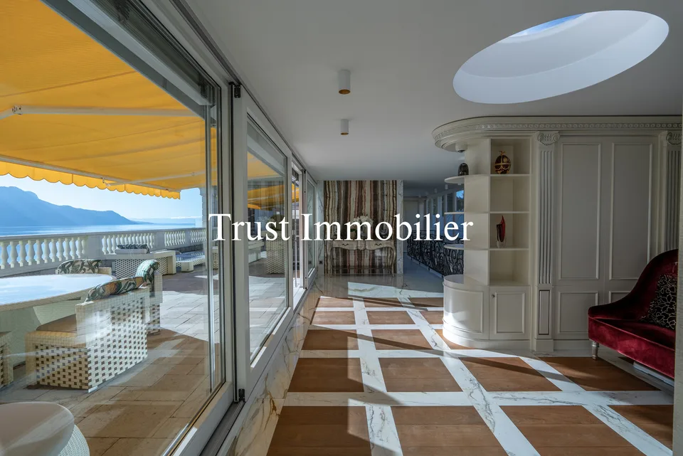 5002. Penthouse d'exception au coeur de Montreux