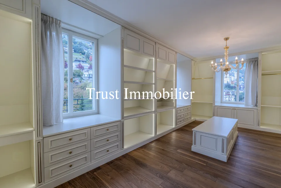 5002. Penthouse d'exception au coeur de Montreux – photo 12 of 13