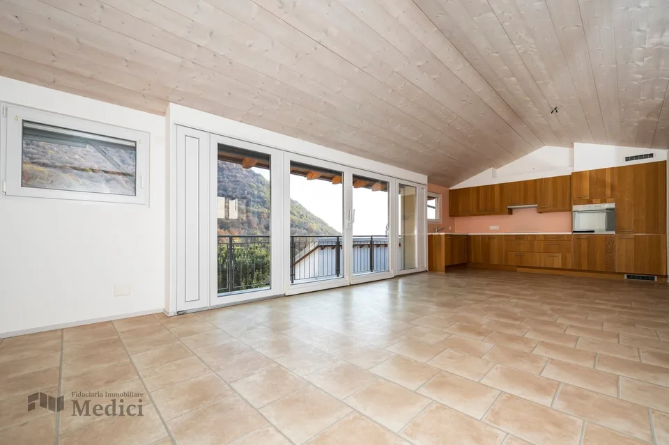 SOMAZZO - SPLENDIDA CASA DI NUCLEO CON MONOLOCALE ANNESSO