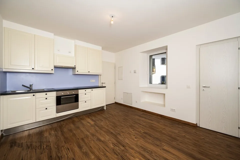 SOMAZZO - PRÄCHTIGES EINFAMILIENHAUS MIT ANGRENZENDEM EINZELAPARTMENT – Foto 20 von 25