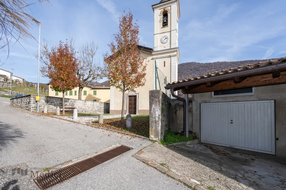 SOMAZZO - PRÄCHTIGES EINFAMILIENHAUS MIT ANGRENZENDEM EINZELAPARTMENT – Foto 25 von 25