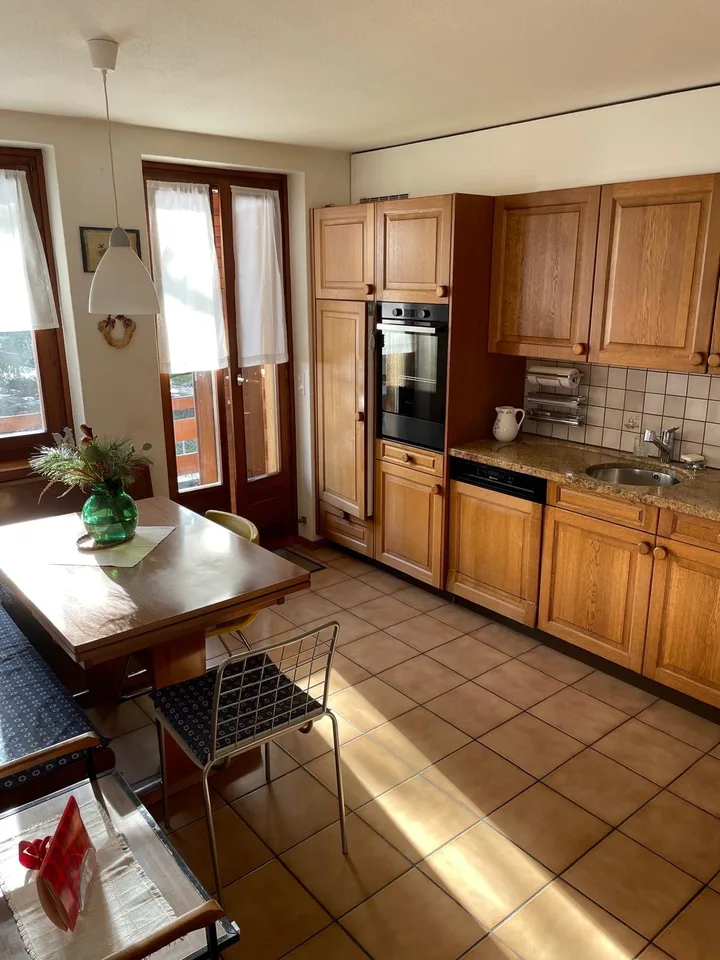 Mesocco, San Rocco-Gegend, in zentraler und sonniger Lage wird ein sorgfältig gepflegtes Einfamilienhaus verkauft – Foto 6 von 13