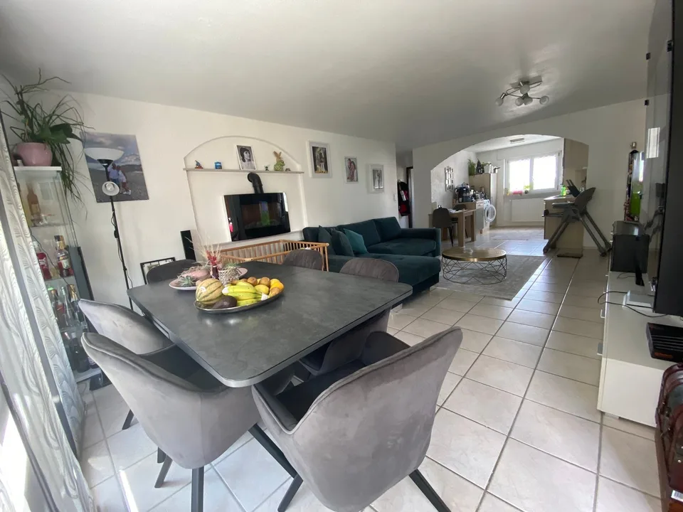 Apartment, Courfaivre - 330000 – photo 9 of 13