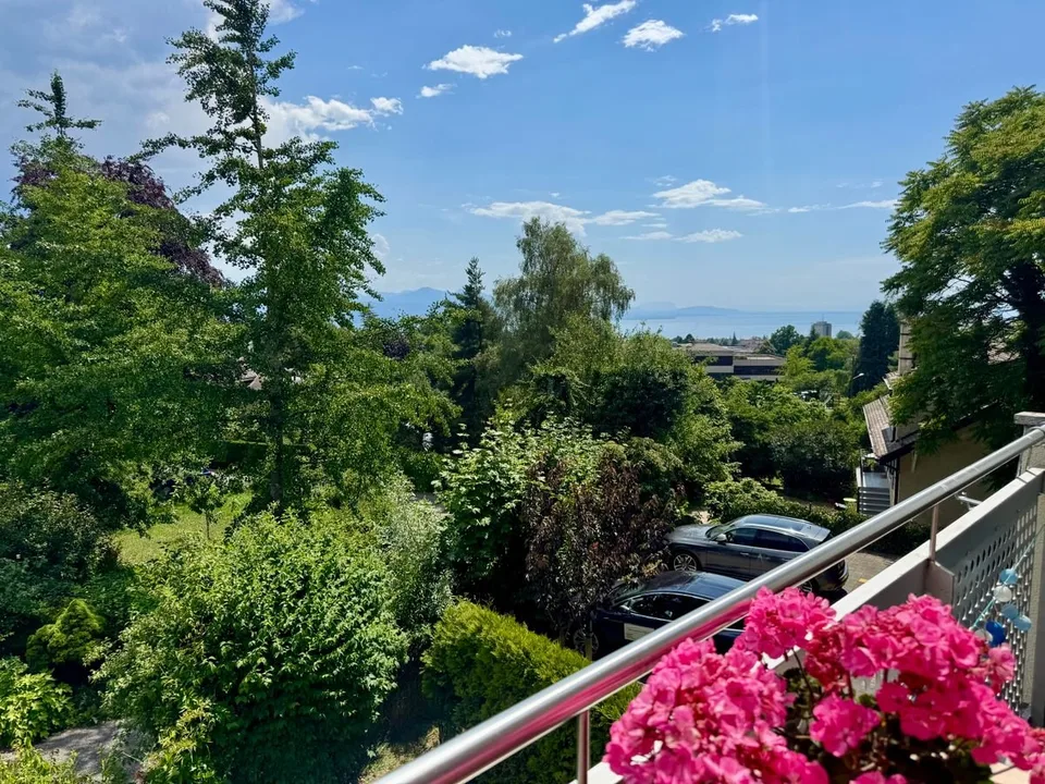 Immeuble résidentiel de 5 appartements avec potentiel de surélévation à Lausanne Chailly