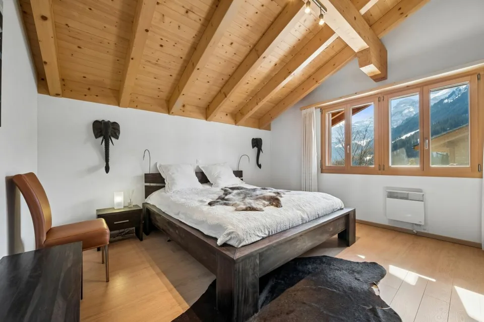 Chalet elegante con vista mozzafiato e contingente di seconda casa