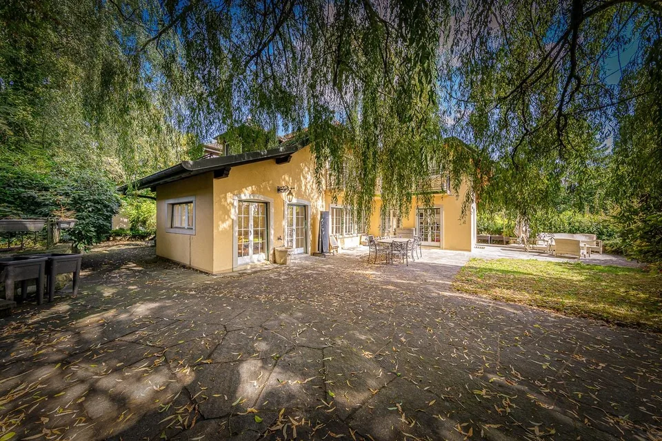 Élégance &amp; Nature : Villa Familiale de Charme au Coeur d'un Écrin Bucolique