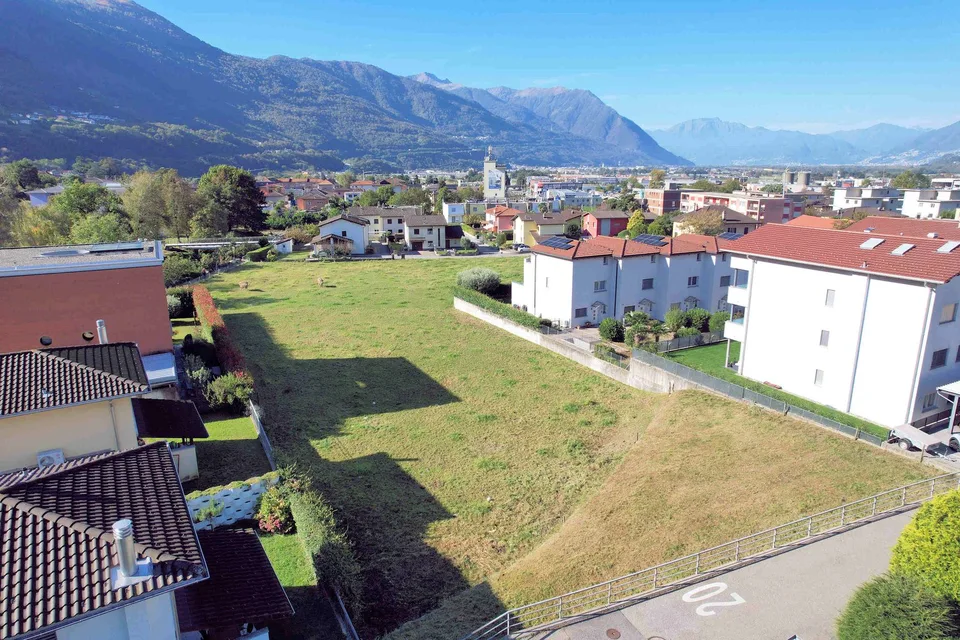 Nuovo appartamento con grande giardino in zona residenziale pregiata