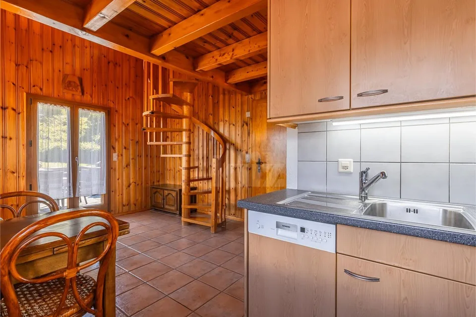 Charmantes Chalet mit Terrasse, Garten und freier Sicht – Foto 6 von 13