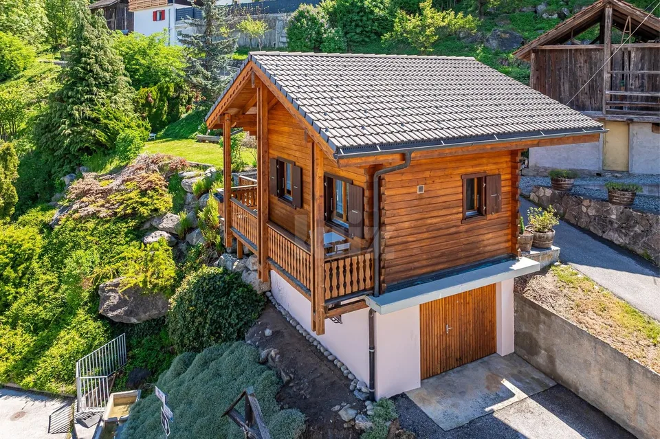 Charmantes Chalet mit Terrasse, Garten und freier Sicht – Foto 11 von 13