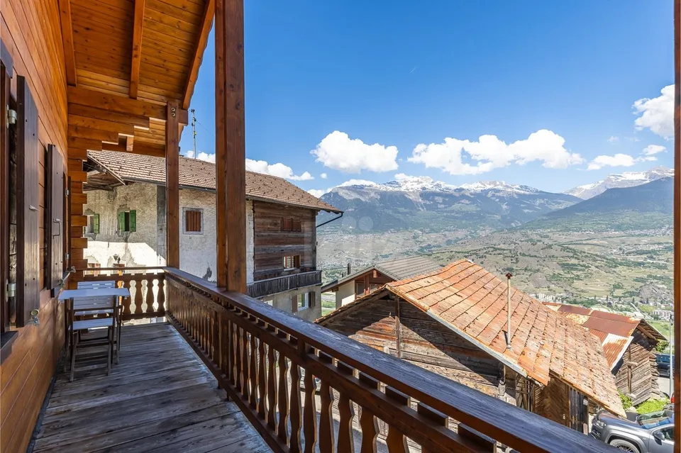 Affascinante chalet con terrazza, giardino e vista aperta