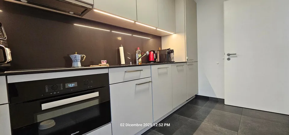 Elegante appartamento di 3.5 locali con grande terrazzo coperto