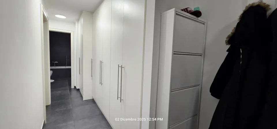 Elegante appartamento di 3.5 locali con grande terrazzo coperto