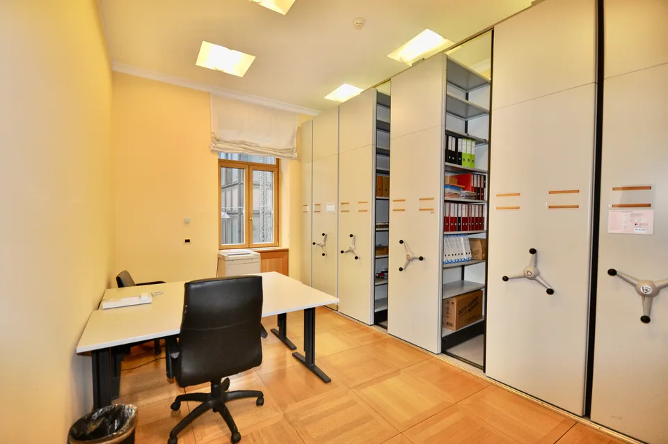 Elegante ufficio / appartamento di rappresentanza in centro Lugano – Foto 11 von 13